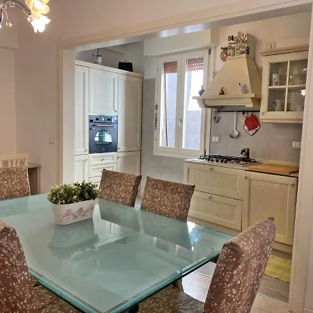 Apartament Gorgeous In San Marco *